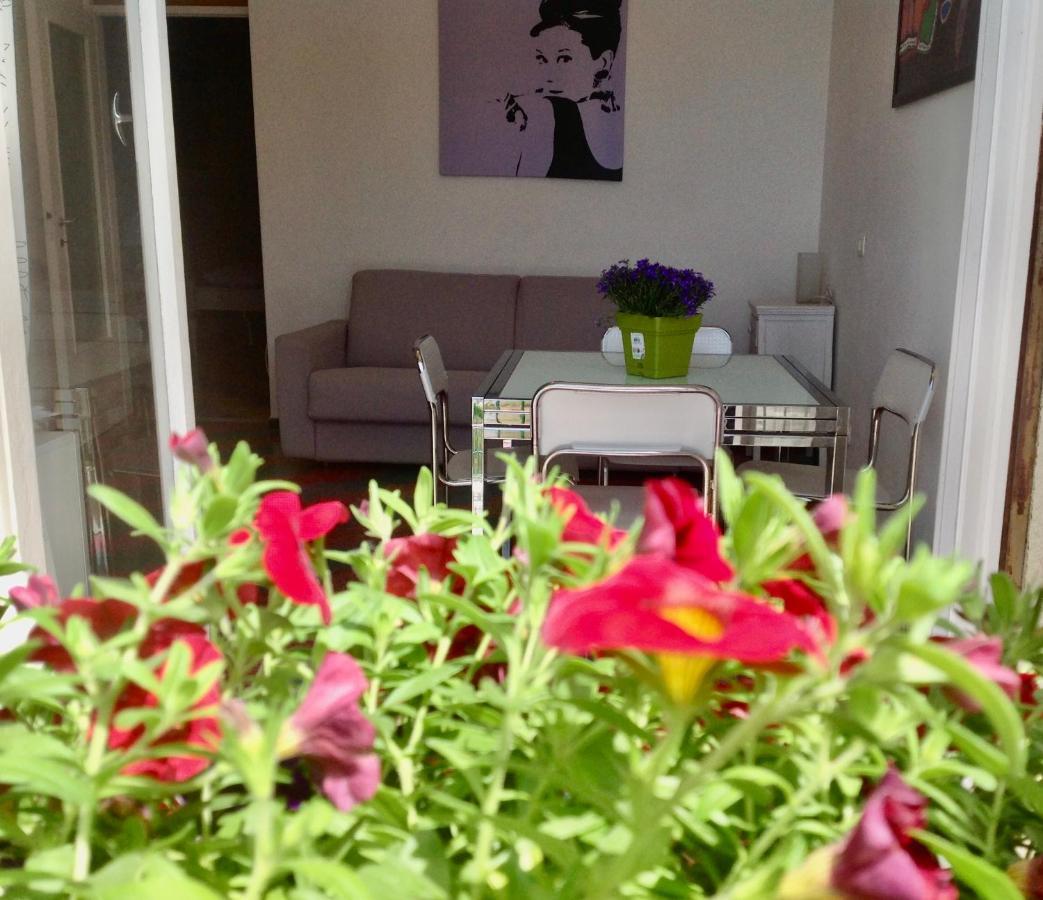 Chloe Apartment Levanto Bagian luar foto